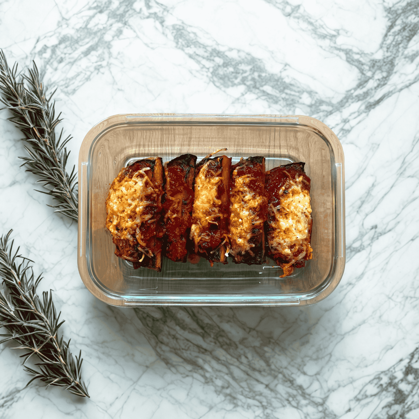 Milanesa de calabaza con tomate frito y queso gratinado