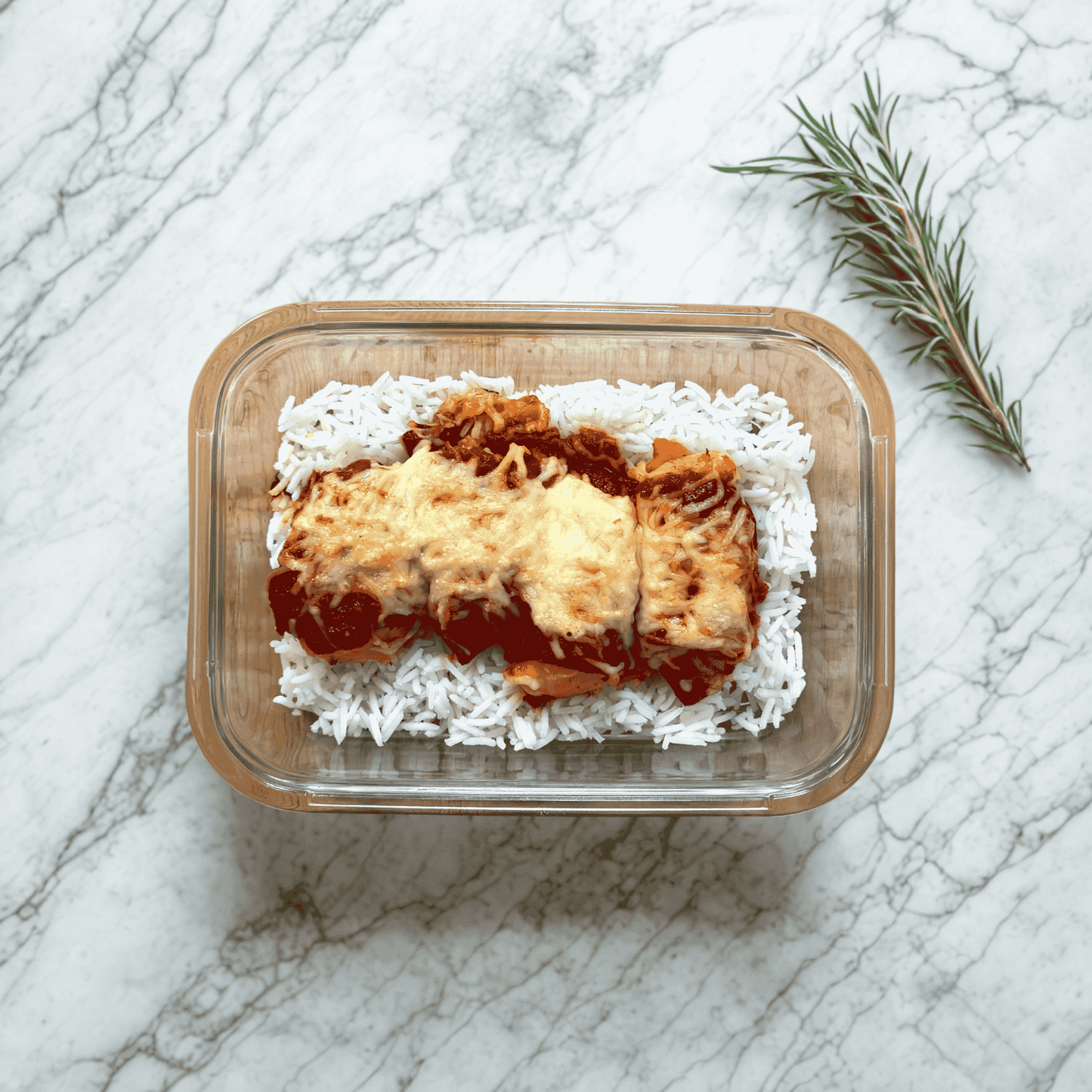 Pimientos rellenos de bacalao gratinados con arroz