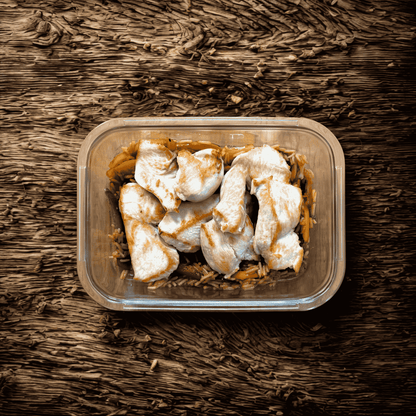 Medallones de pollo con arroz salteado con verduras y soja
